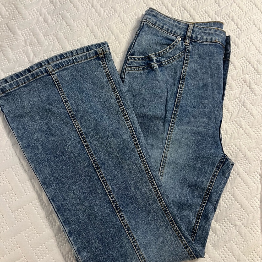 Stylish Indigo Boot Cut Jeans